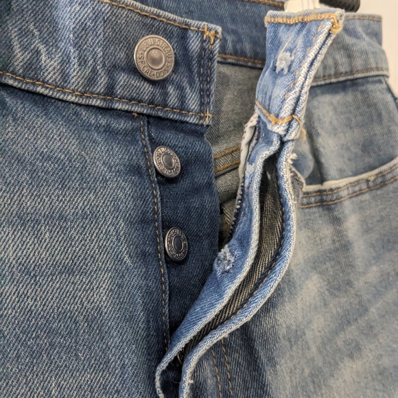 Levis Wedgie Fit Jeans . 2 Pairs - Picture 6 of 16